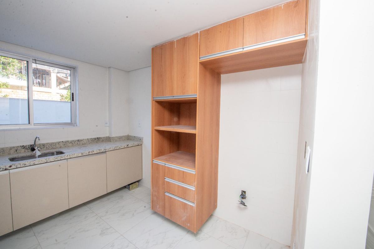 Apartamento, Colégio Batista, 3 Quartos, 2 Vagas, 1 Suíte