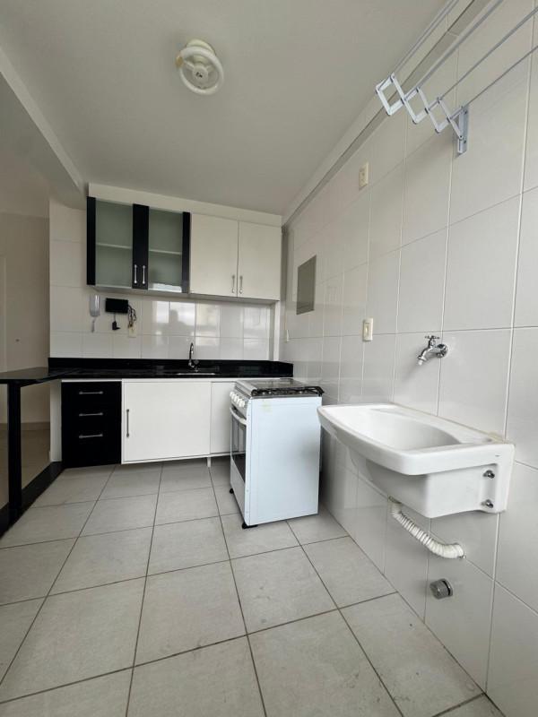 Apartamento, Sagrada Família, 2 Quartos, 2 Vagas, 1 Suíte