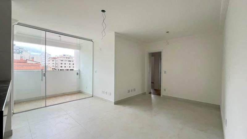 Apartamento, Sagrada Família, 3 Quartos, 2 Vagas, 1 Suíte