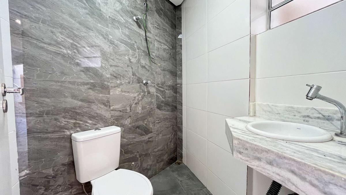 Casa, Estoril, 3 Quartos, 6 Vagas, 1 Suíte