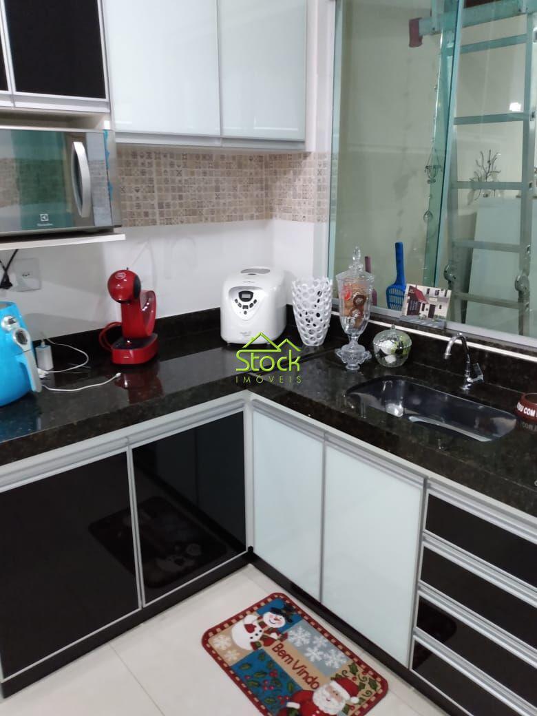 Casa, Jardim Imperial, 2 Quartos, 2 Vagas, 1 Suíte