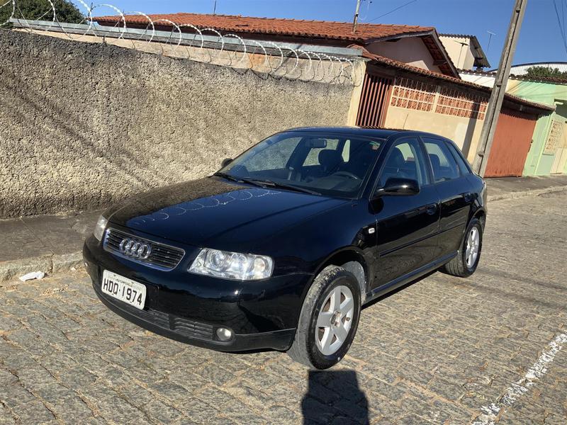 Audi A3 1.8 5p Mec.