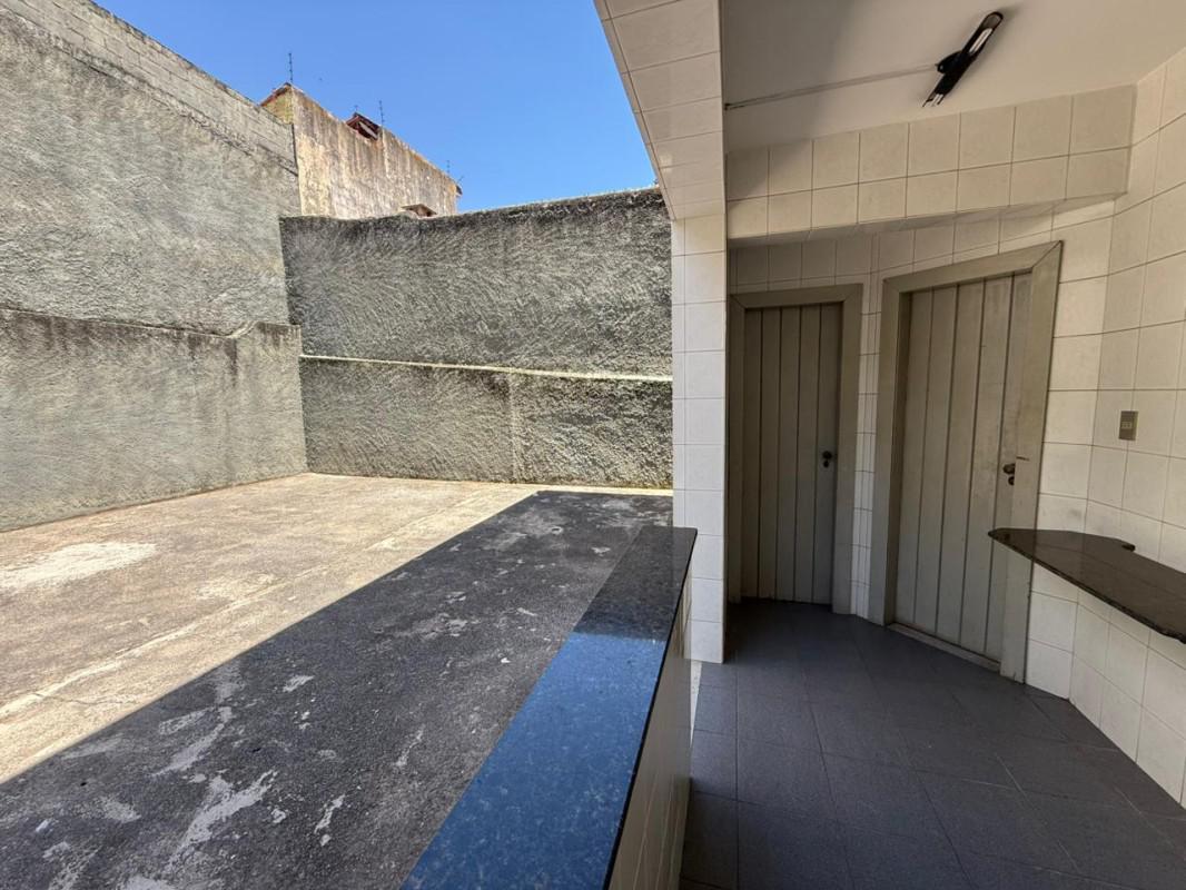 Casa, Itapoã, 5 Quartos, 4 Vagas, 3 Suítes