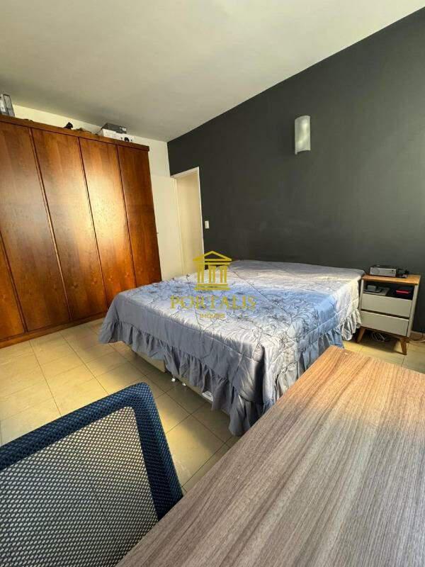 Apartamento, Floresta, 1 Quarto, 0 Vaga