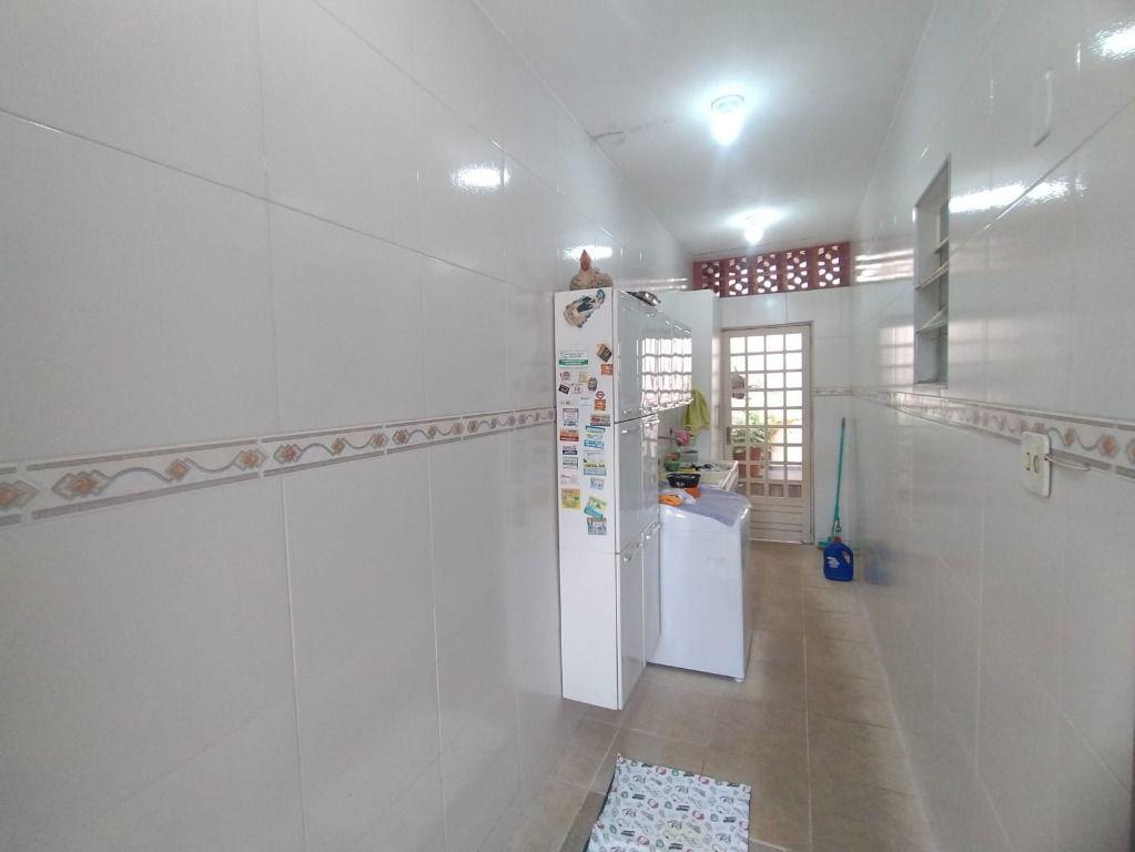 Casa, Esplanada, 5 Quartos, 0 Vaga