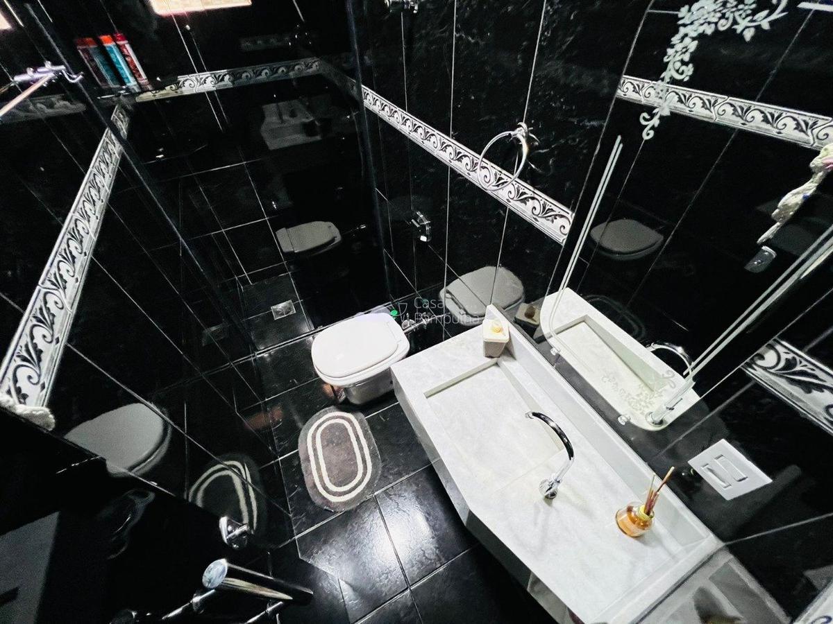 Casa, Jardim dos Comerciários, 5 Quartos, 3 Vagas, 1 Suíte