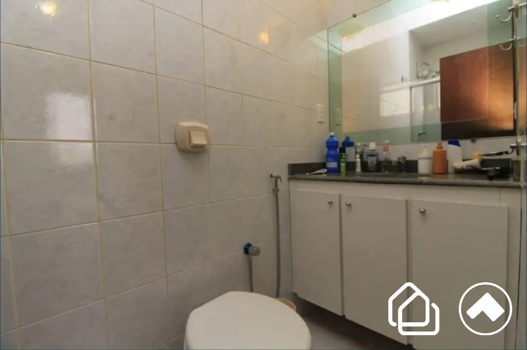 Apartamento, Estoril, 3 Quartos, 2 Vagas, 1 Suíte