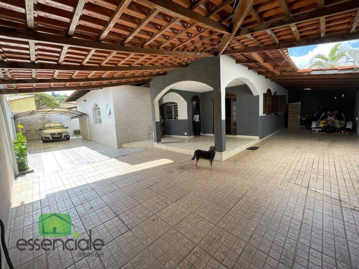 Casa, Jardim Riacho das Pedras, 3 Quartos, 6 Vagas, 2 Suítes