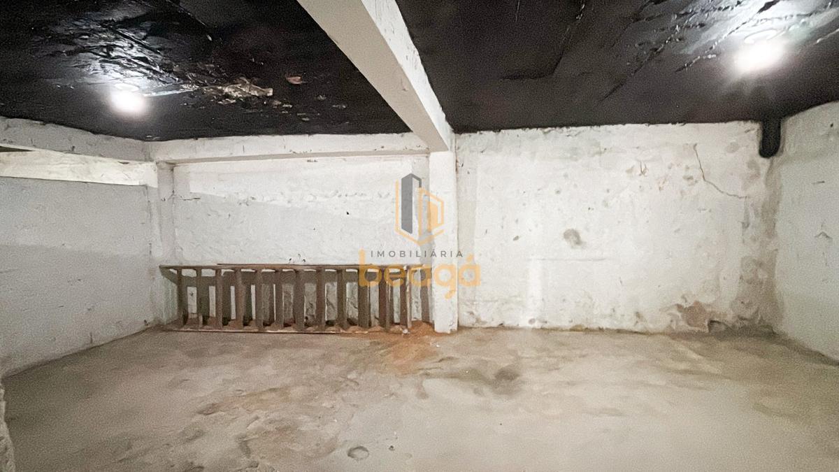 Galpão, Parque Turistas, 0 Quarto, 1 Vaga