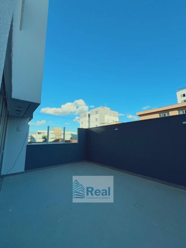 Apartamento, Sagrada Família, 3 Quartos, 3 Vagas, 1 Suíte