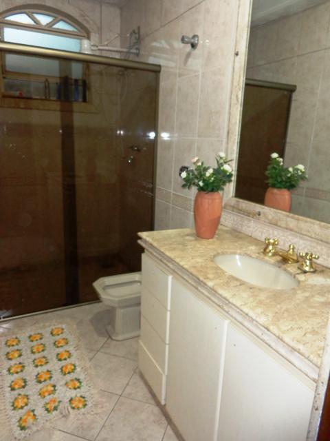 Casa, Barreiro, 4 Quartos, 8 Vagas, 1 Suíte