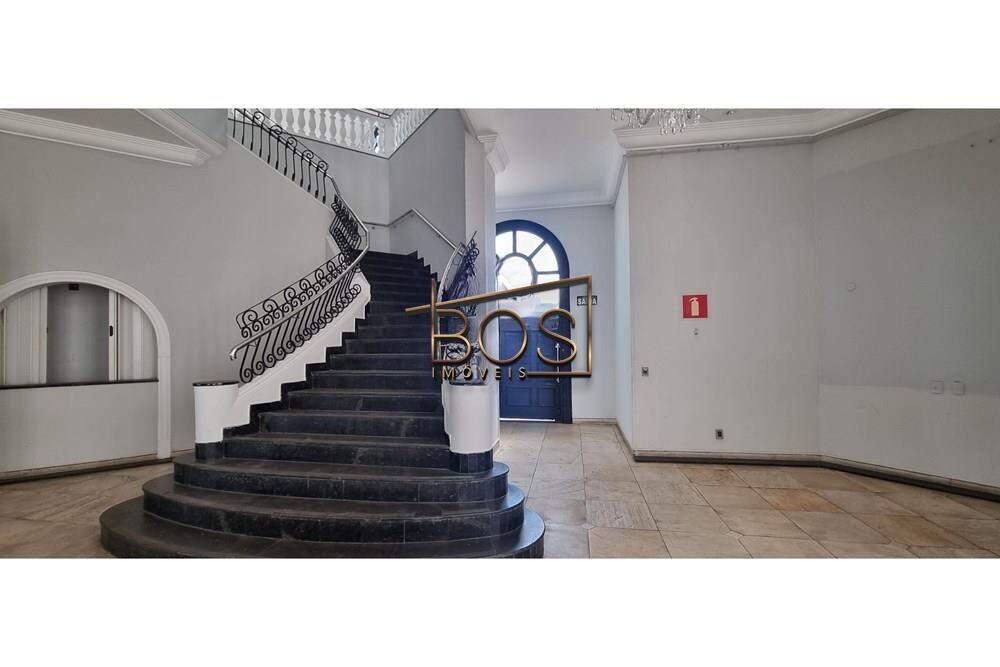 Casa, Estoril, 2 Quartos, 32 Vagas