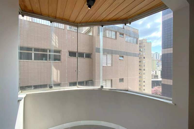 Apartamento, Vila Paris, 2 Quartos, 2 Vagas, 2 Suítes
