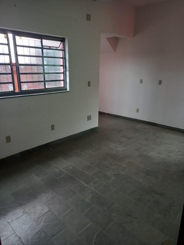 Casa, São Francisco, 3 Quartos, 0 Vaga