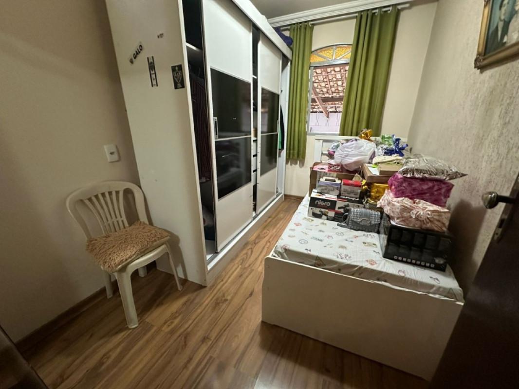 Casa, Teixeira Dias (barreiro), 3 Quartos, 2 Vagas, 1 Suíte