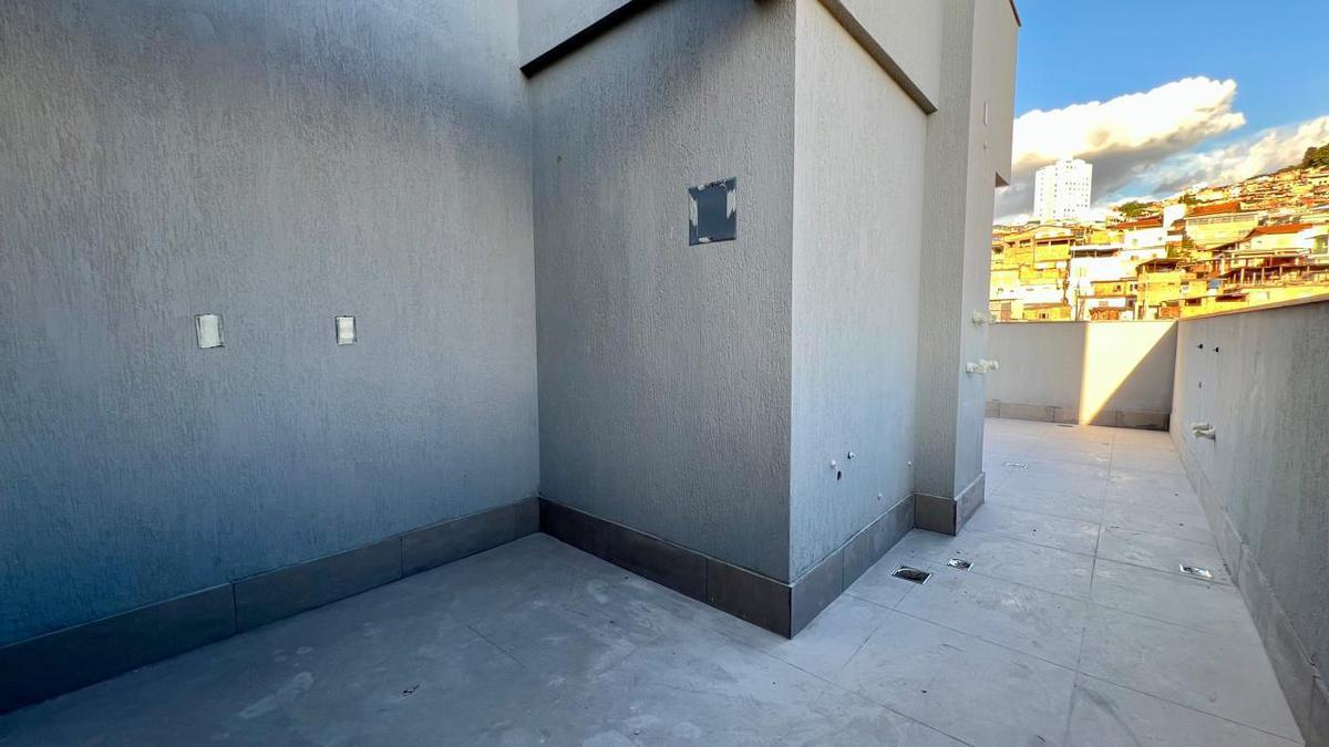 Cobertura, São Lucas, 2 Quartos, 2 Vagas, 1 Suíte