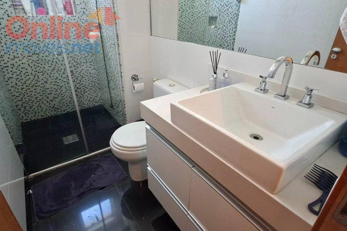 Apartamento, Castelo, 2 Quartos, 0 Vaga, 2 Suítes