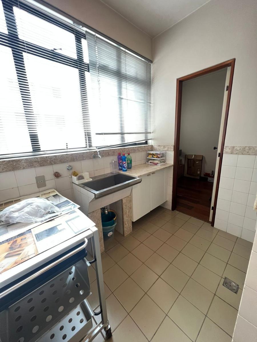 Apartamento, Funcionários, 3 Quartos, 1 Vaga, 1 Suíte