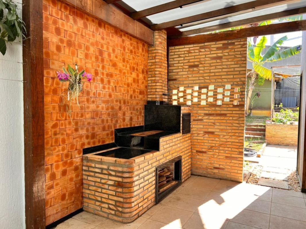 Casa, Jardim Encantado, 2 Quartos, 2 Vagas, 1 Suíte