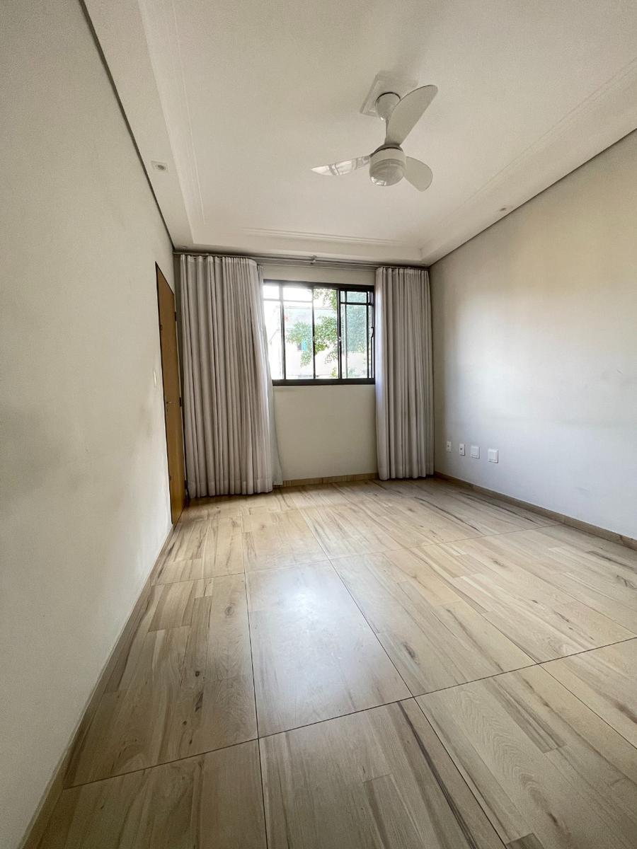 Apartamento, Santa Mônica, 2 Quartos, 1 Vaga