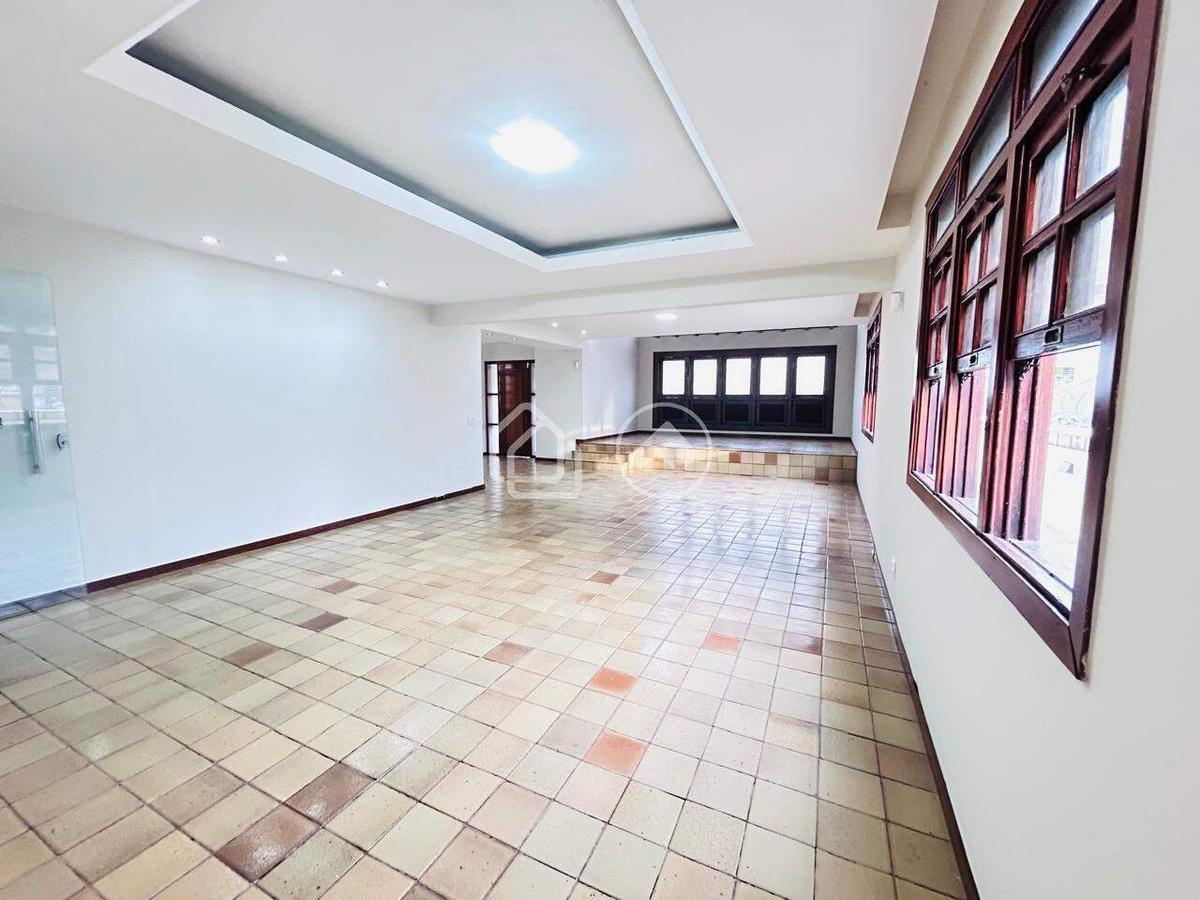 Casa, Santa Teresa, 8 Quartos, 6 Vagas, 2 Suítes