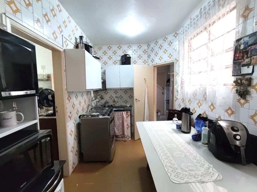 Apartamento, João Pinheiro, 3 Quartos, 0 Vaga