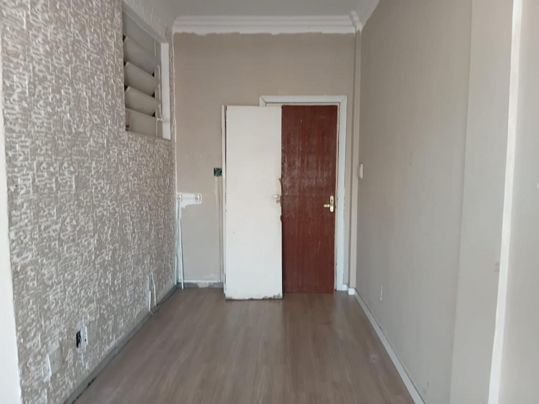 Sala, Centro, 0 Quarto, 0 Vaga