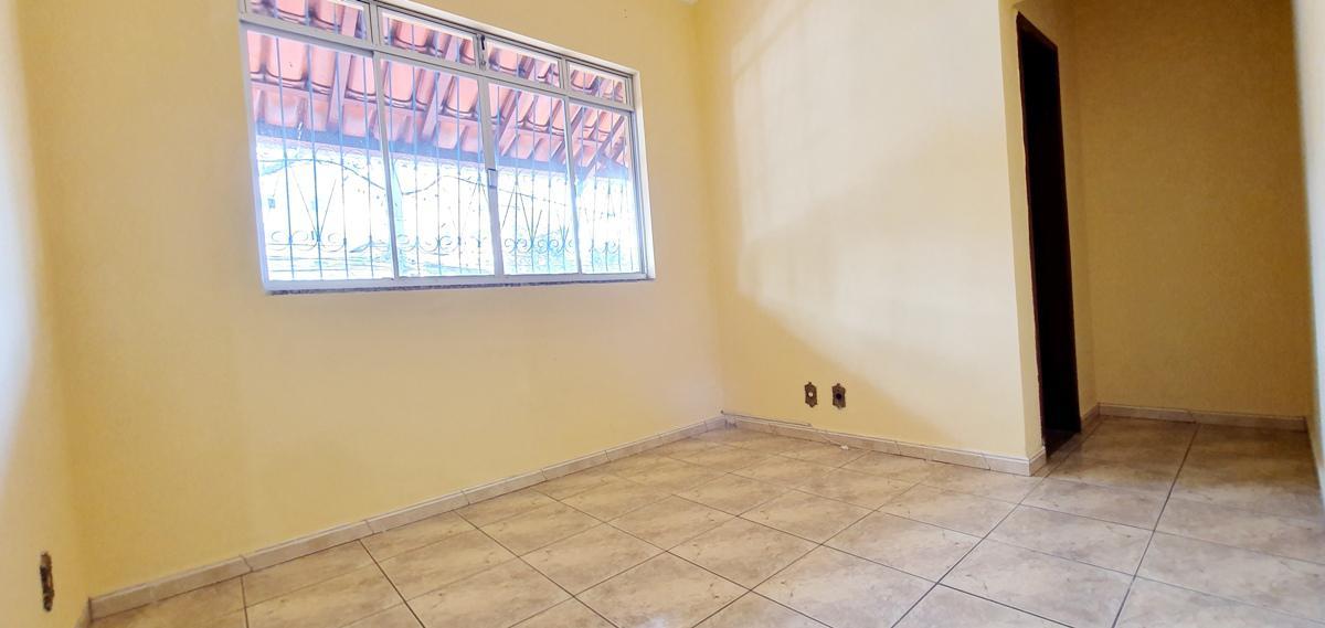 Sala, Santa Inês, 0 Quarto, 0 Vaga