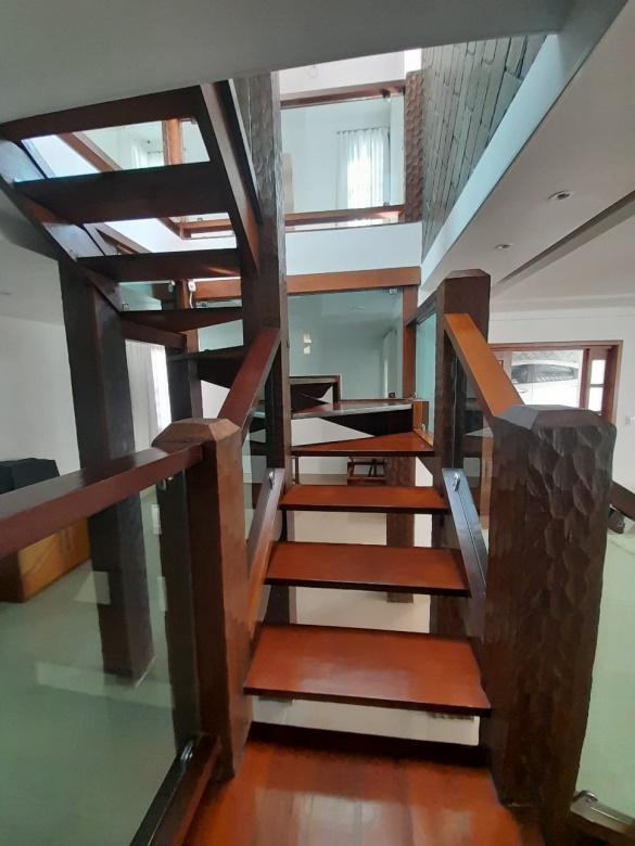 Casa, Camargos, 8 Quartos, 3 Vagas, 4 Suítes