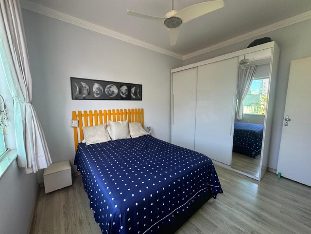 Casa, Castelo, 4 Quartos, 3 Vagas, 1 Suíte