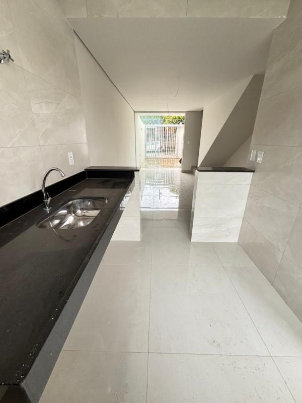 Casa, Piratininga (venda Nova), 2 Quartos, 1 Vaga, 1 Suíte