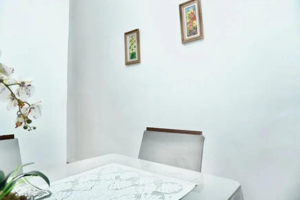 Casa, Santa Cruz, 3 Quartos, 0 Vaga, 1 Suíte