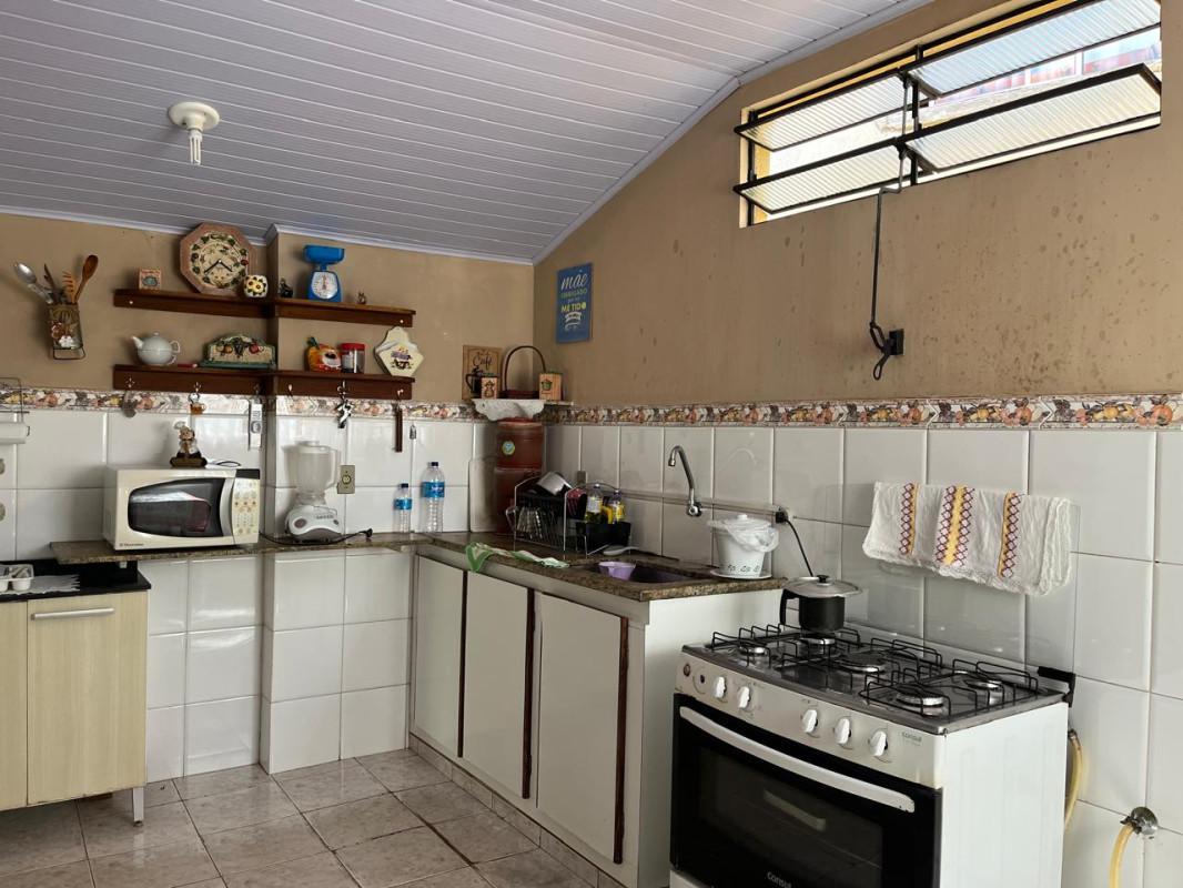 Casa, Santa Efigênia, 6 Quartos, 6 Vagas, 1 Suíte