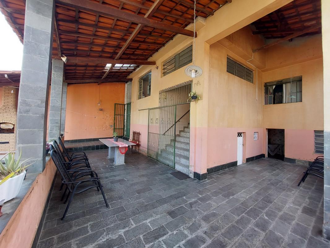 Casa, Serrano, 2 Quartos, 2 Vagas, 1 Suíte