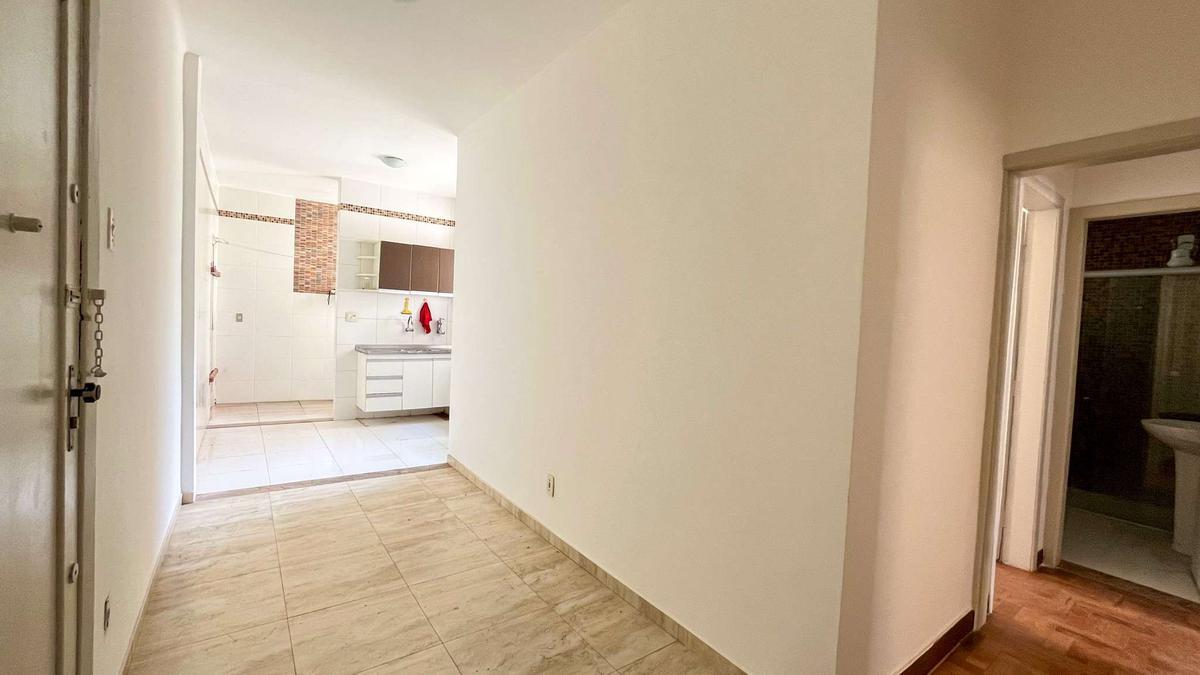 Apartamento, Floresta, 3 Quartos, 0 Vaga, 1 Suíte