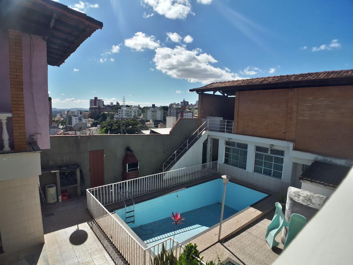 Casa, Padre Eustáquio, 3 Quartos, 17 Vagas, 1 Suíte