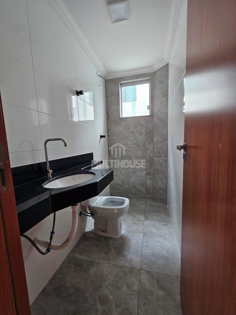 Apartamento, Santa Mônica, 2 Quartos, 0 Vaga, 2 Suítes