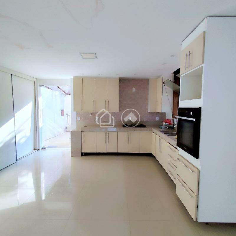 Casa, São Bento, 4 Quartos, 4 Vagas, 2 Suítes