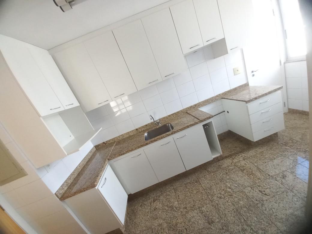 Apartamento, Savassi, 2 Quartos, 2 Vagas, 1 Suíte