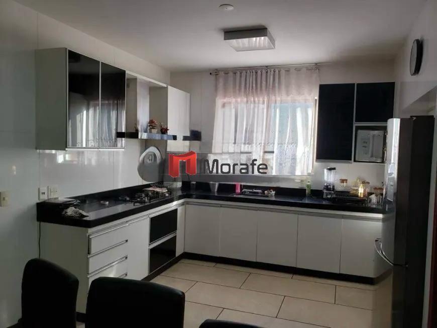 Casa, Fernão Dias, 4 Quartos, 5 Vagas, 2 Suítes