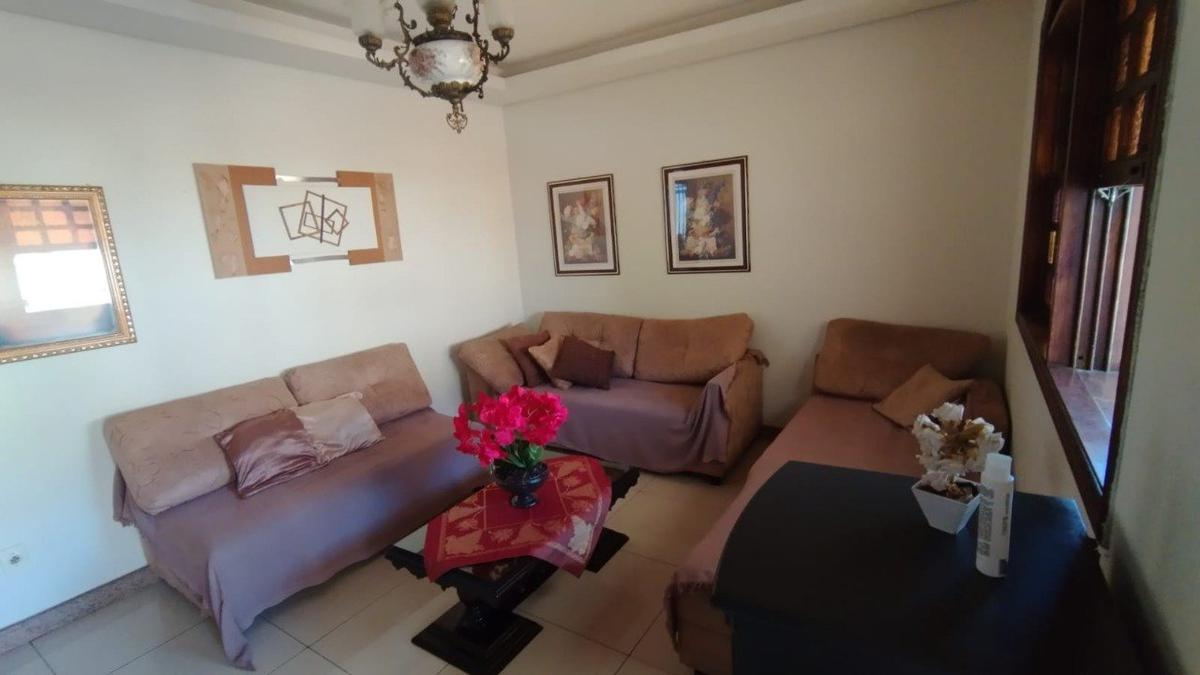 Casa, Cidade Nova, 4 Quartos, 4 Vagas, 1 Suíte