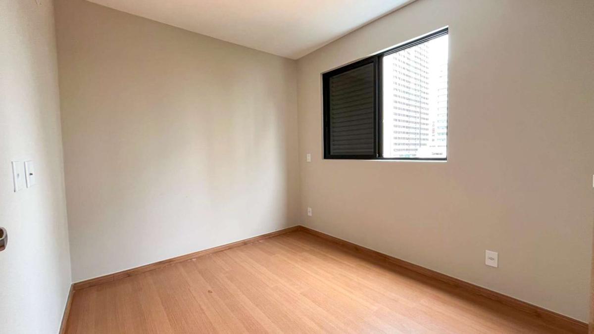 Apartamento, Funcionários, 2 Quartos, 1 Vaga