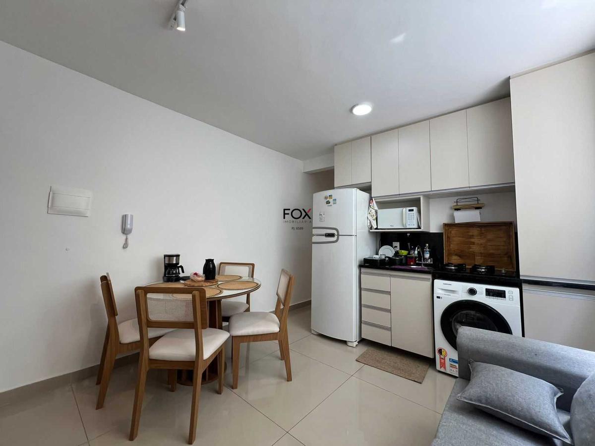 Apartamento, Sagrada Família, 2 Quartos, 1 Vaga