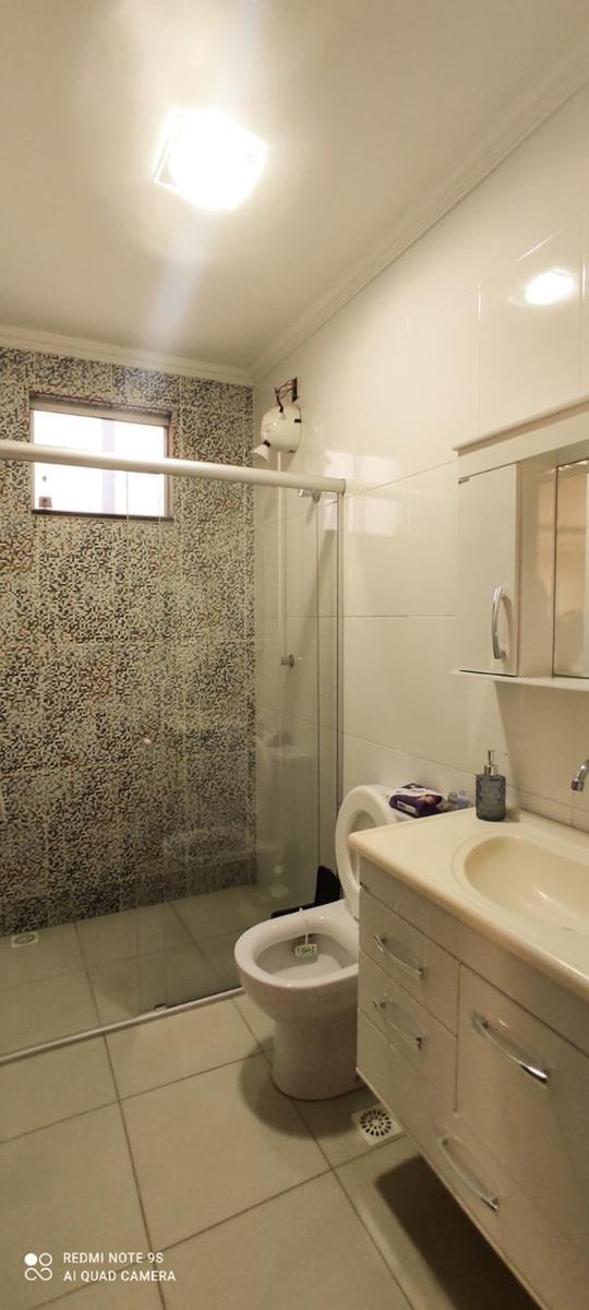 Casa, Jardim Vitória, 3 Quartos, 3 Vagas, 1 Suíte