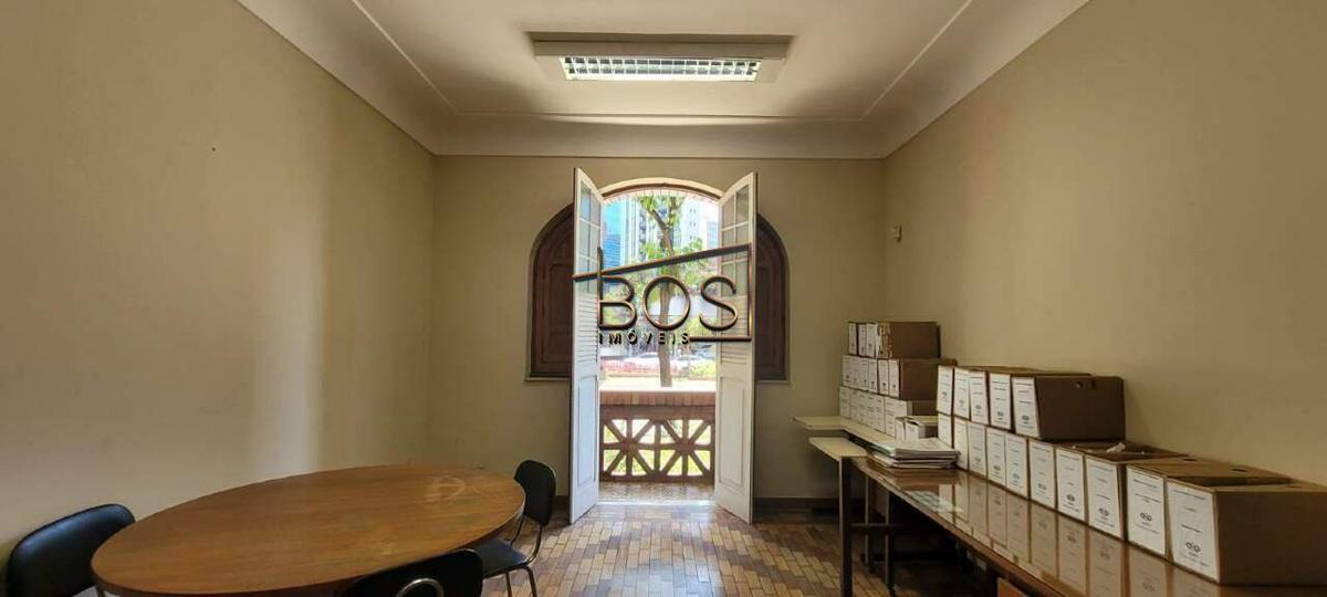 Casa, Centro, 10 Quartos, 15 Vagas, 6 Suítes