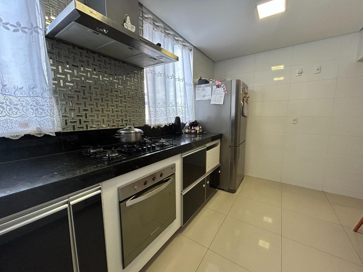 Cobertura, Europa, 3 Quartos, 2 Vagas, 1 Suíte