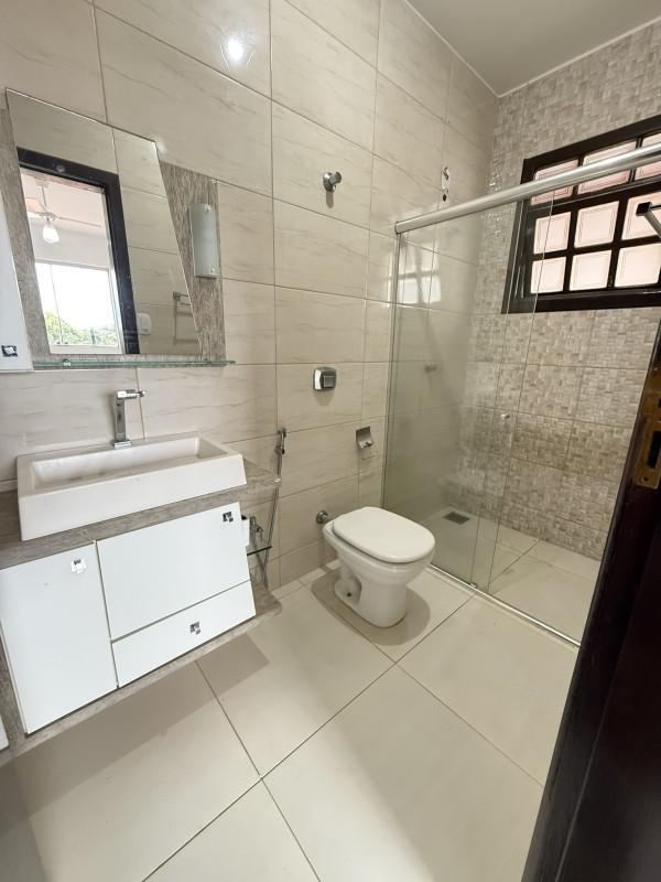 Casa, Bom Retiro, 3 Quartos, 4 Vagas, 1 Suíte