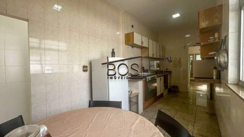 Casa, São Lucas, 7 Quartos, 3 Vagas, 1 Suíte