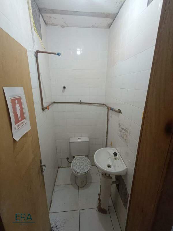 Andar, Centro, 0 Quarto, 0 Vaga