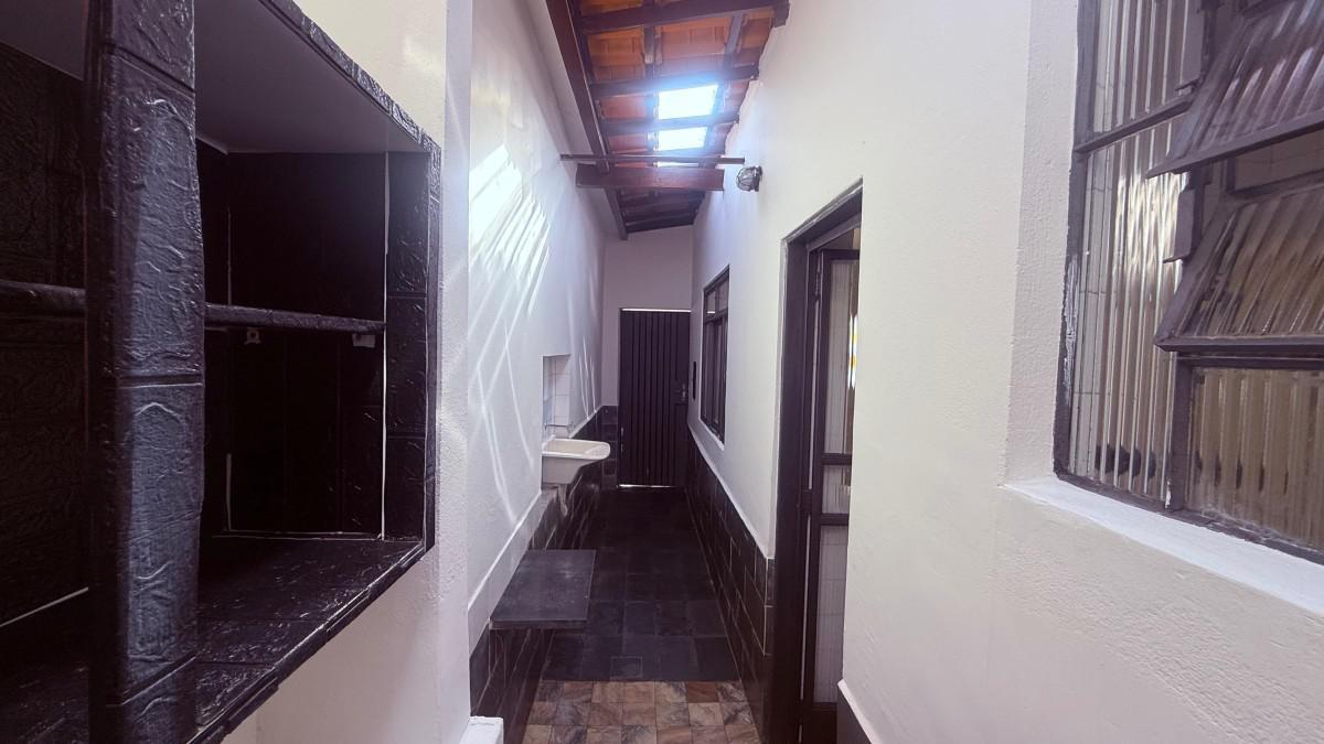 Casa, Santa Mônica, 2 Quartos, 2 Vagas